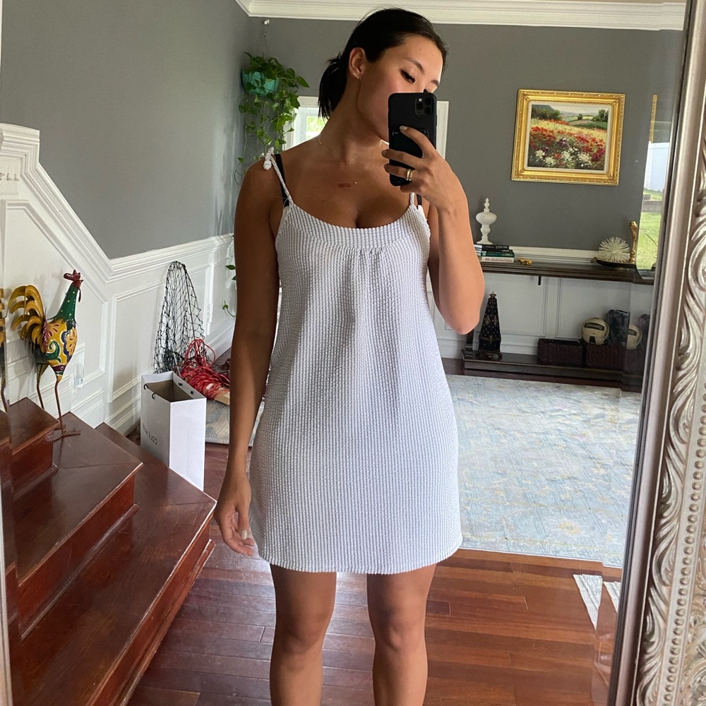 Free people Preppy white and blue striped sundress
perfect for the beach size m